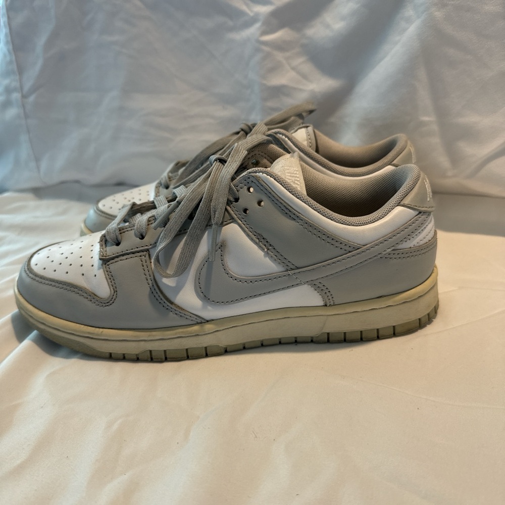 Nike Men's Gray and White Dunk Low Sneakers